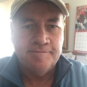 Meet your Posher, Dennis